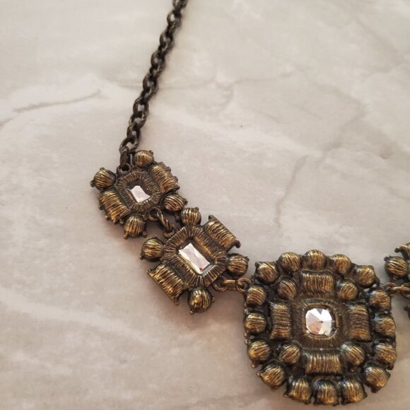 ✨ J.Crew Rhinestones Crystals Pave Cluster Antique Necklace ✨ - Picture 15 of 16